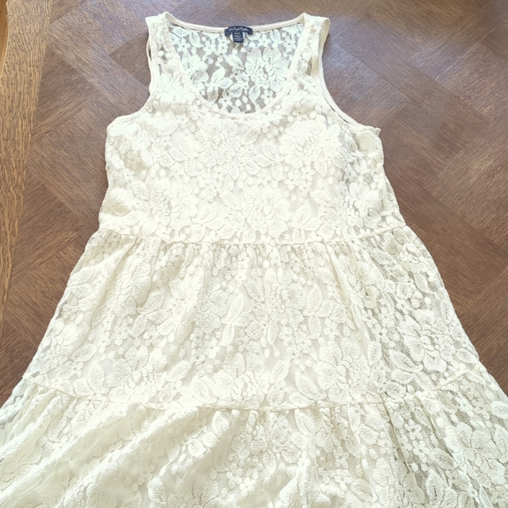 American Eagle XS/P cream lace dress